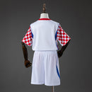 CROACIA I 26/27 CONJUNTO INFANTIL